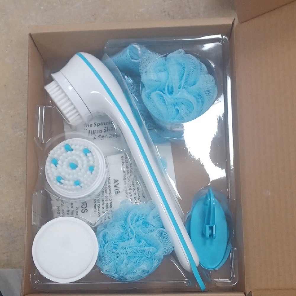 Electric Body Brush with Blue Detachable Heads